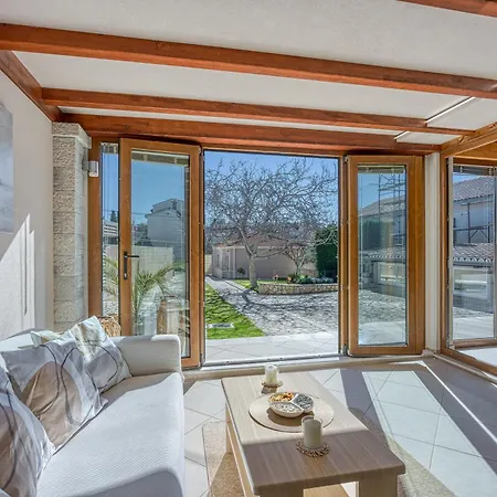 Jakara Apartmán Vinkuran
